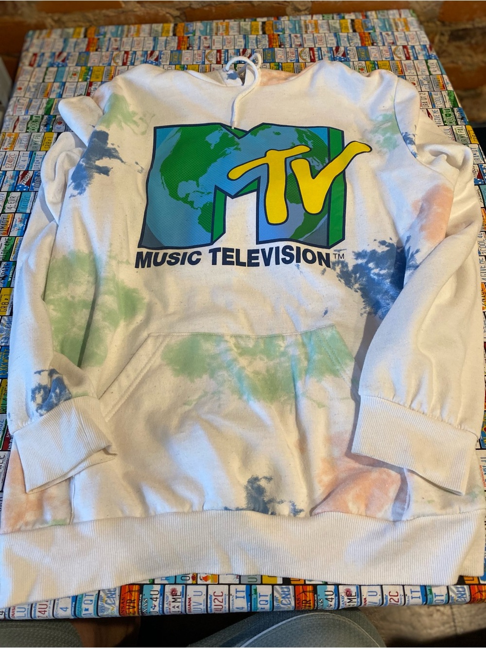 MTV Music Logo Size XL Tie Dye  Sweatshirt Pullover Fleece Retro Hoodie . Used